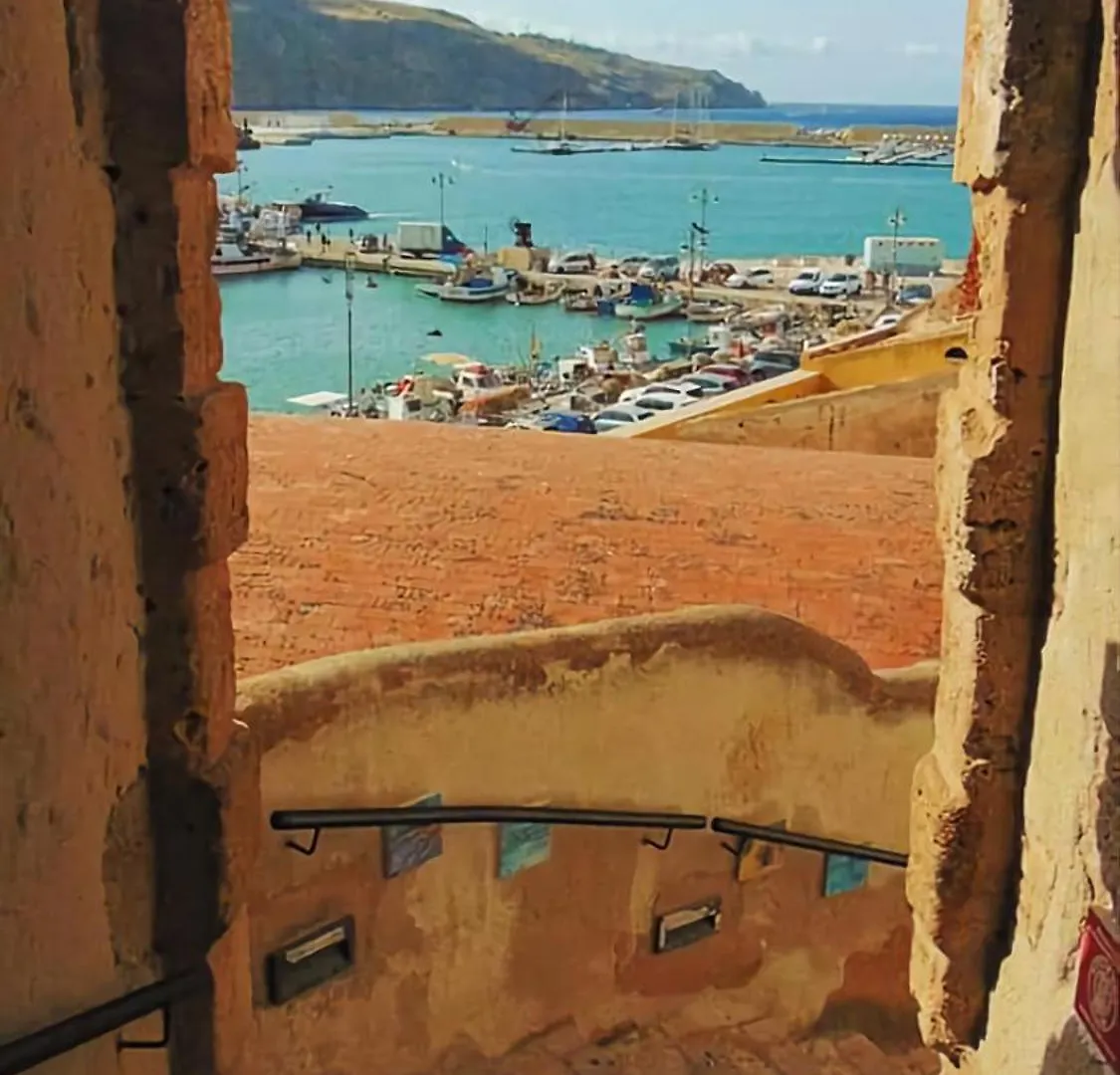 Casa La Luna Casevanze Ferienwohnung Daniele Furco Castellammare del Golfo 0*,